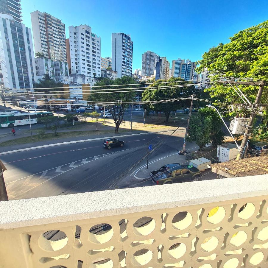 Appartamento Apartamento Em Frente Shopping Barra Salvador Esterno foto